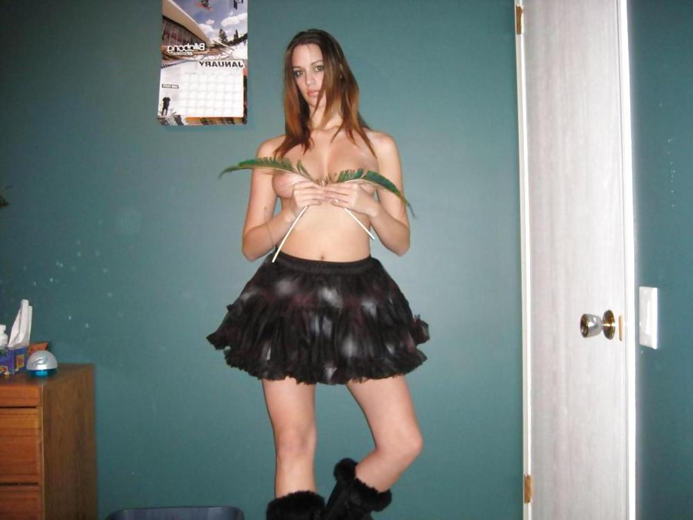 12P Non nude 2