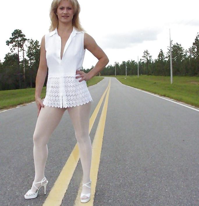 25P Hotlegs-sammi pantyhose queen1