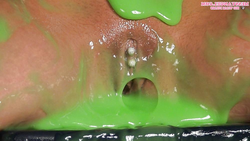 16P Emma Butt - The Green Goddess