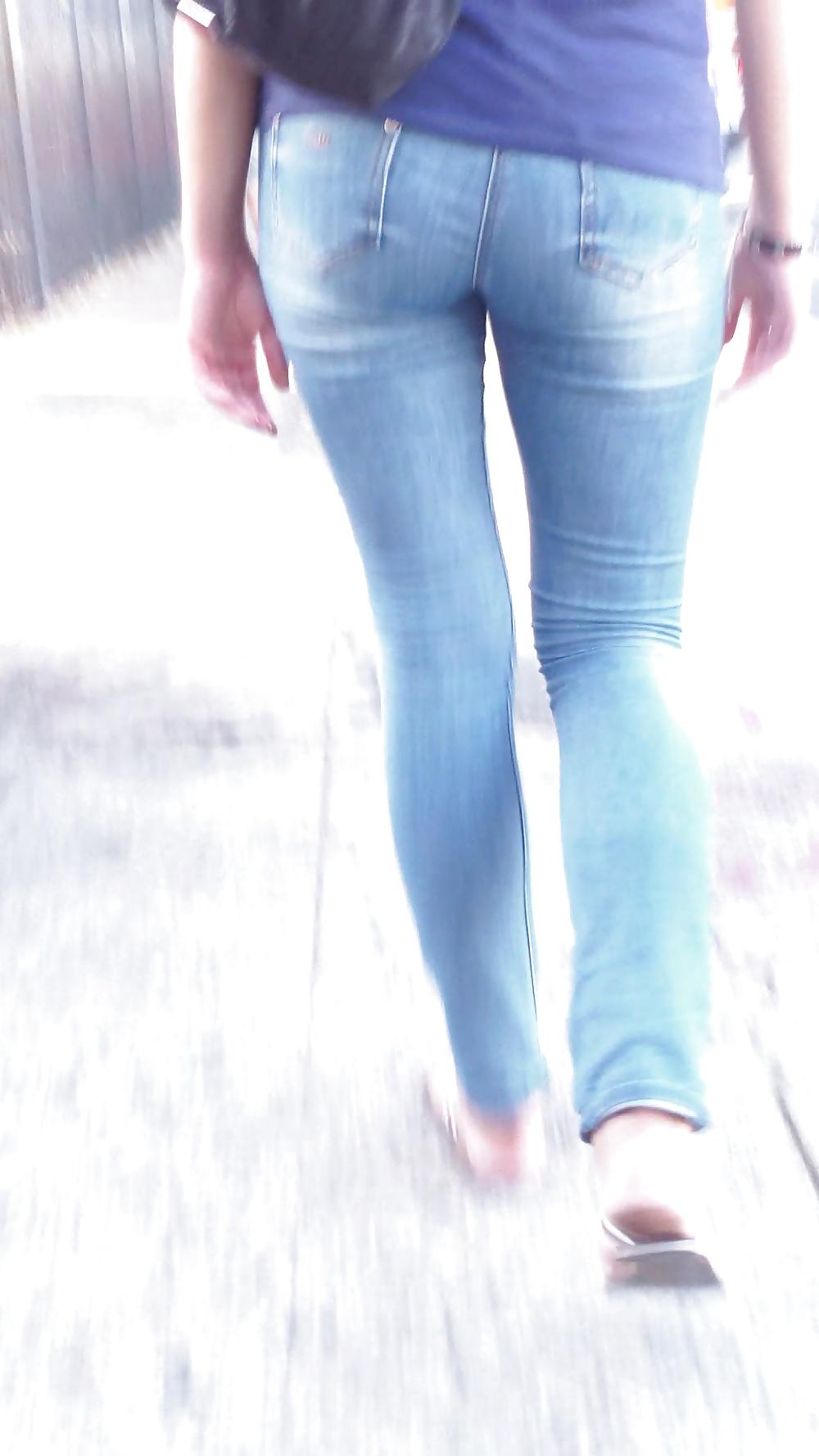 25P Long tall teen sexy ass & butt in jeans