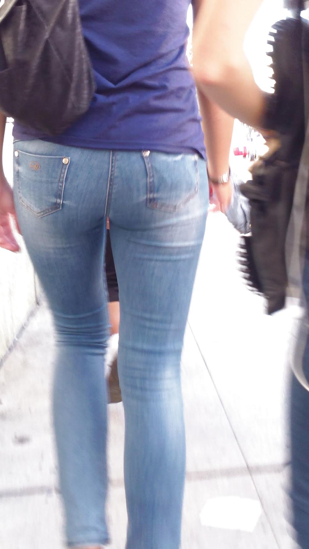25P Long tall teen sexy ass & butt in jeans