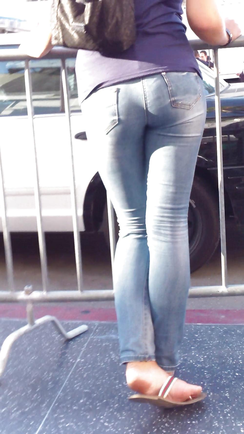 25P Long tall teen sexy ass & butt in jeans