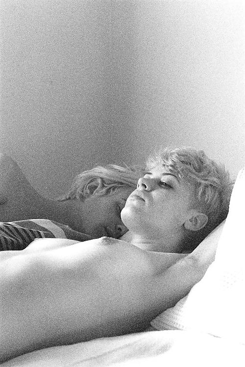 25P Androgynous Girls