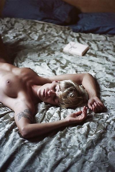 25P Androgynous Girls