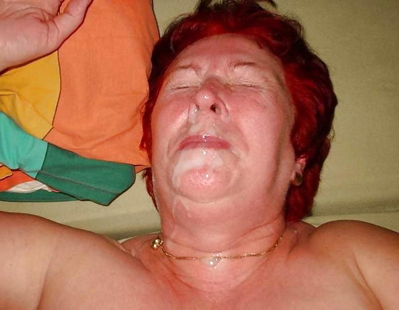 23P Mamie suce