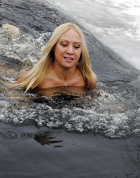 10P Russian girl is swimming in ice