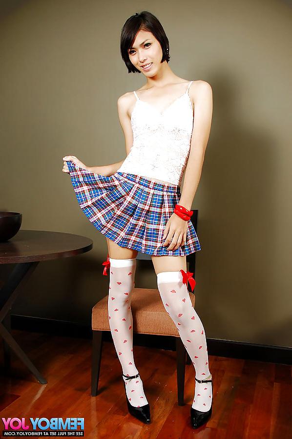 15P Cute litte ladyboy