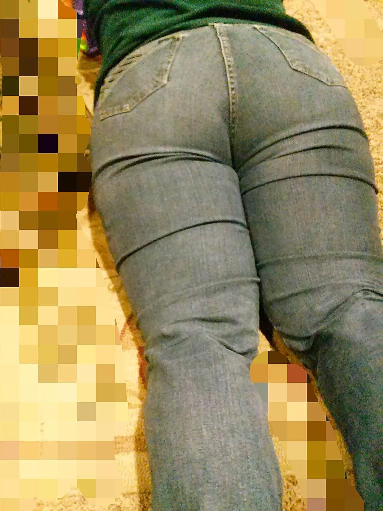 6P Tight jeans big booty