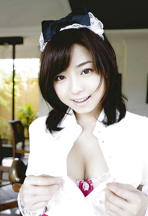 23P Some asian chicks with  Pretty Eyes