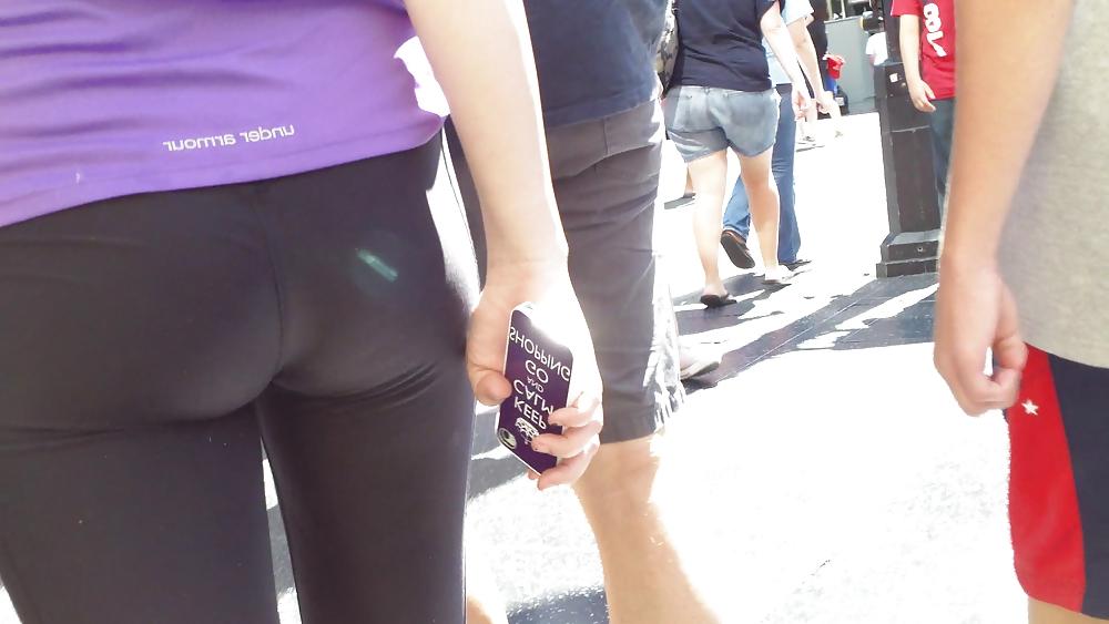 25P Cute teen ass & butt in spandex pants
