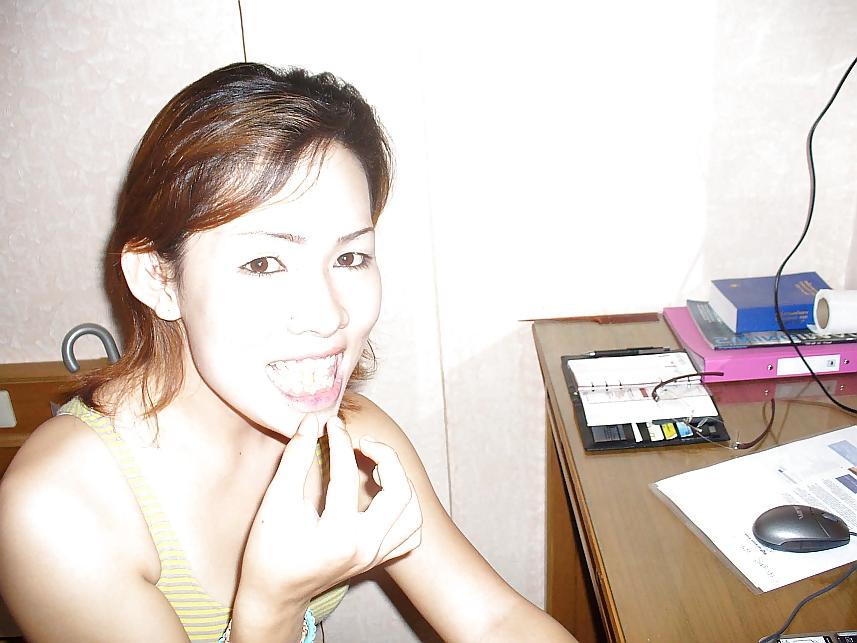 25P Ladyboy Orange from Phuket