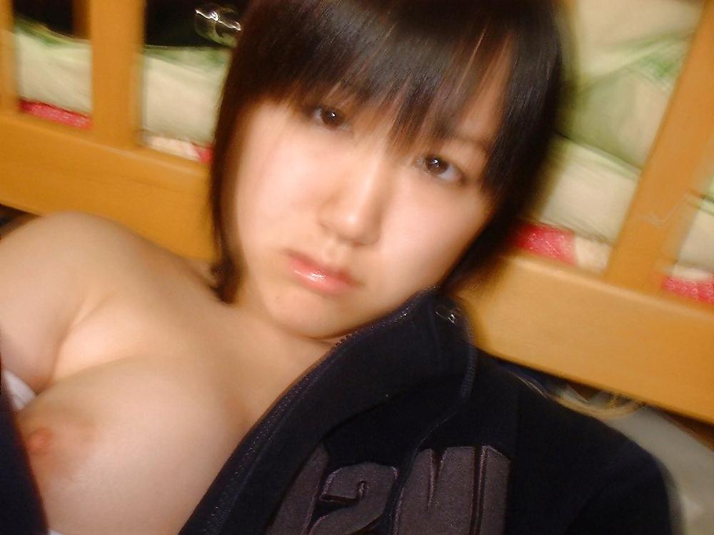 21P Hot asian ex Kyung Mi showing off