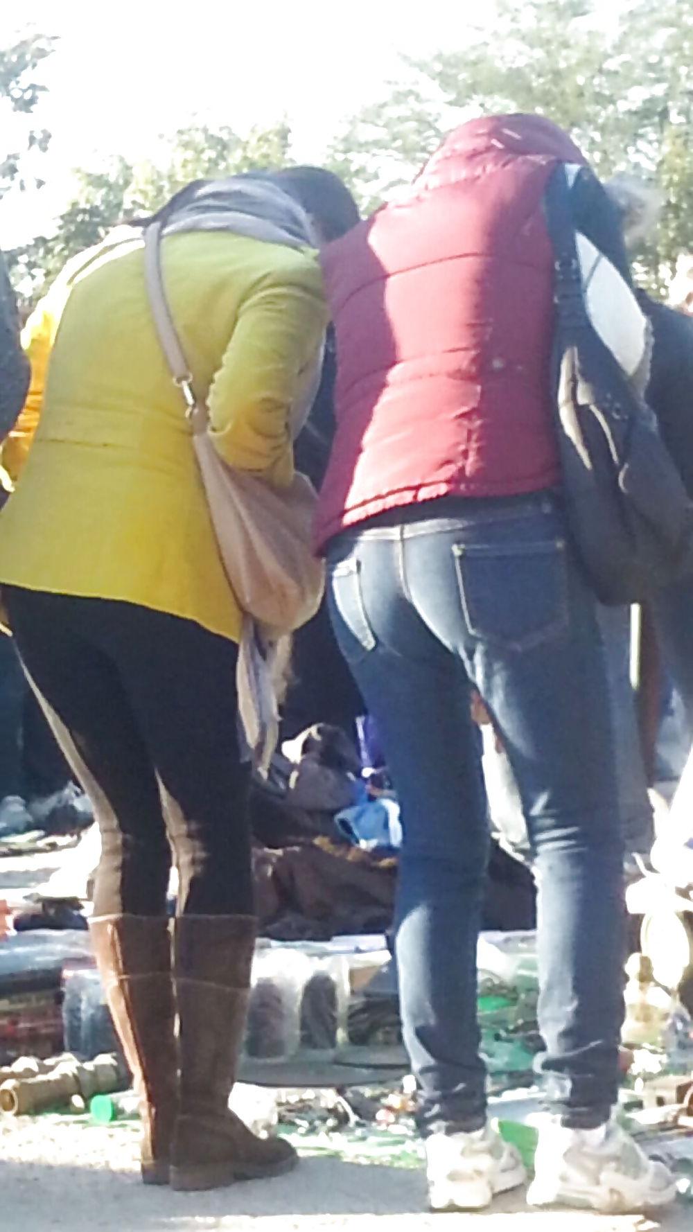 22P 2 girls sexy ass romanian