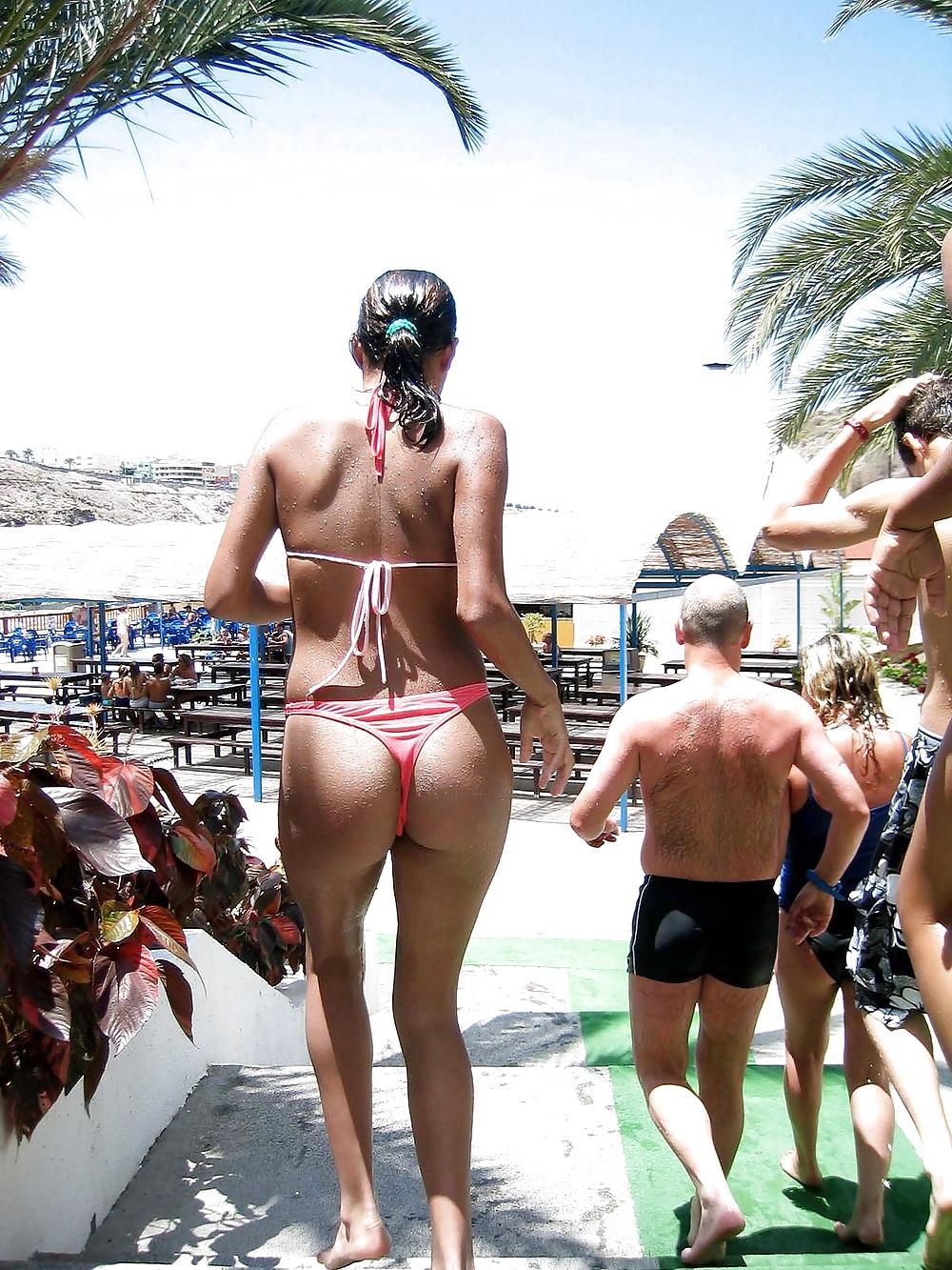 15P Amateur Thong Bikini pic's ass and Tits.