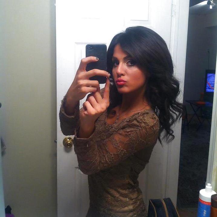 25P Hot young persian sluts part 2 (dokhtare irani jende)