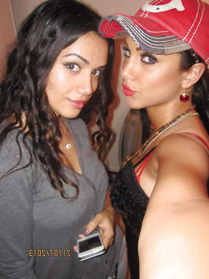 25P Hot young persian sluts part 2 (dokhtare irani jende)
