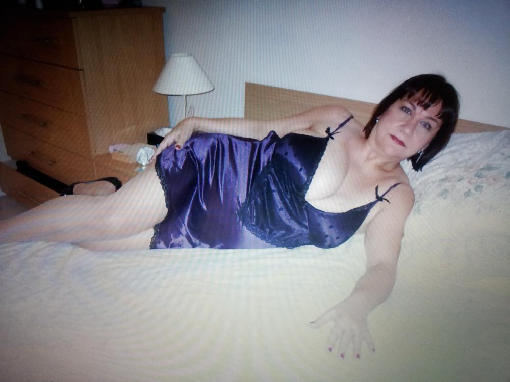 8P Dating Site Slut 9