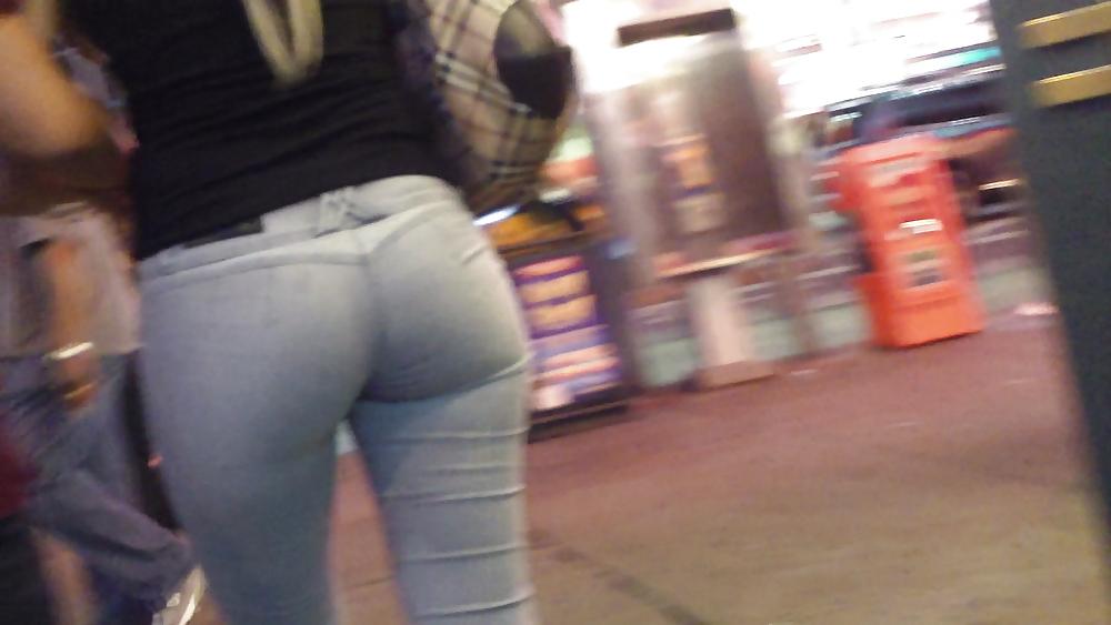 25P Sexy tight bubble butt & ass 