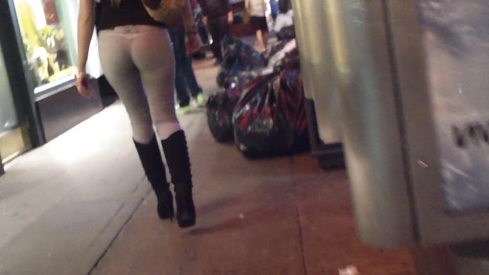 25P Sexy tight bubble butt & ass 