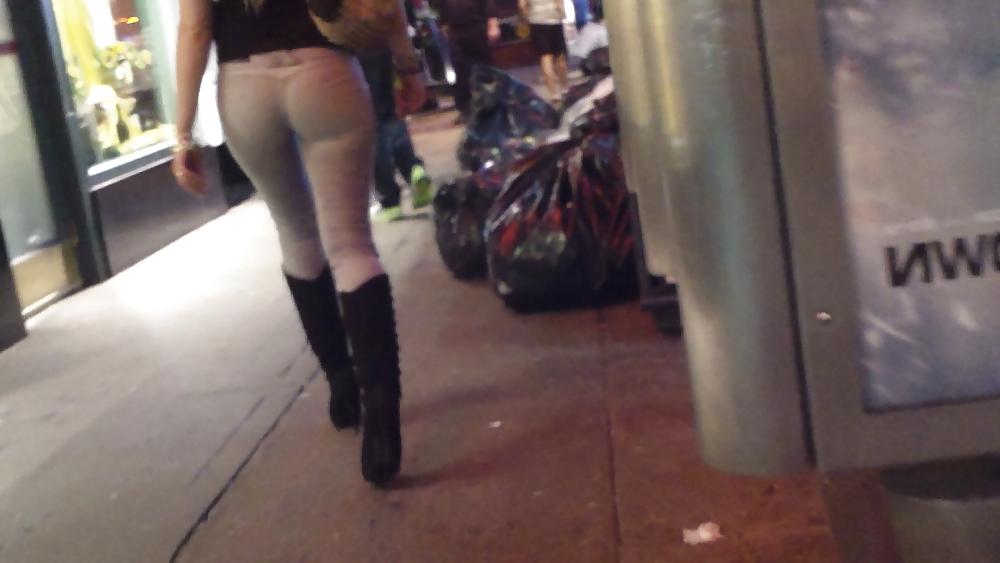 25P Sexy tight bubble butt & ass 