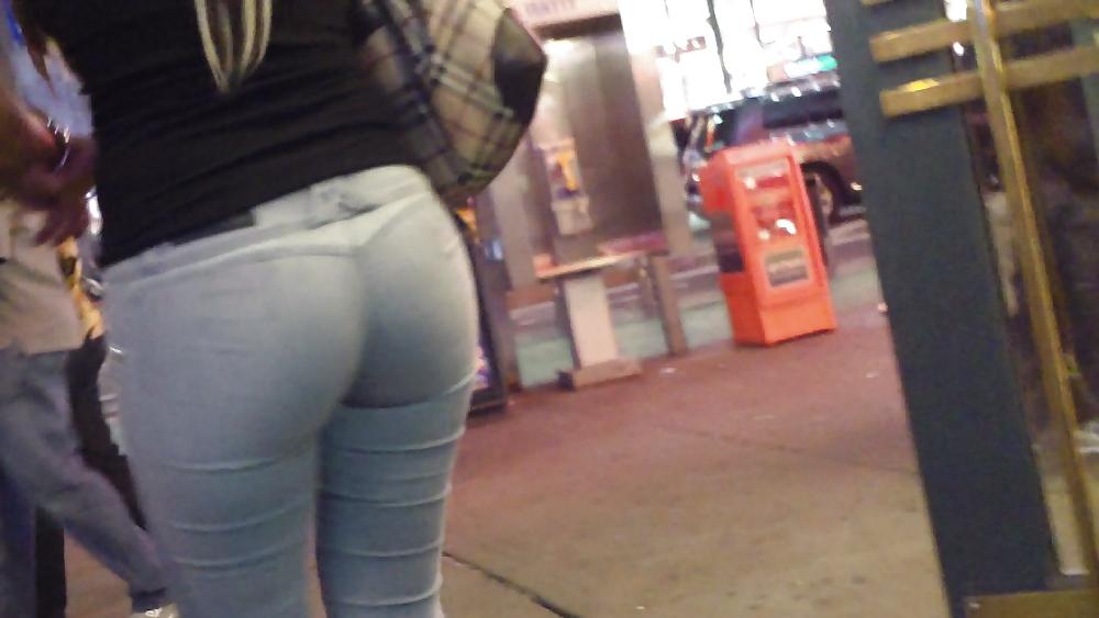 25P Sexy tight bubble butt & ass 