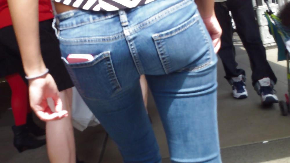 14P Nice tight skinny butt & ass in jeans