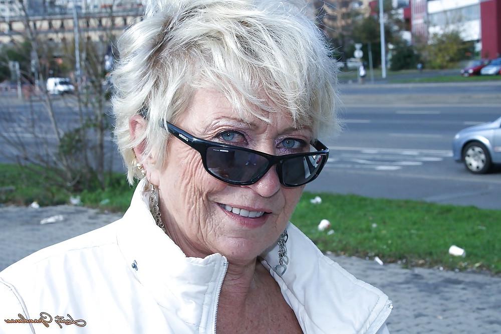 14P Granny and a young Lover