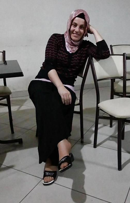 25P Turkish,Hijab,Heels