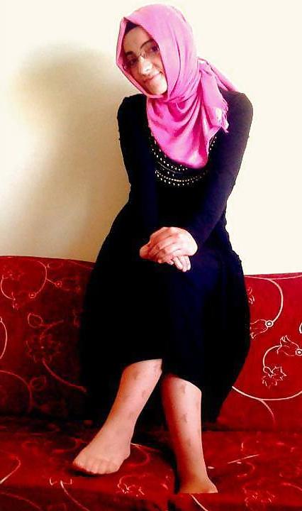 25P Turkish,Hijab,Heels