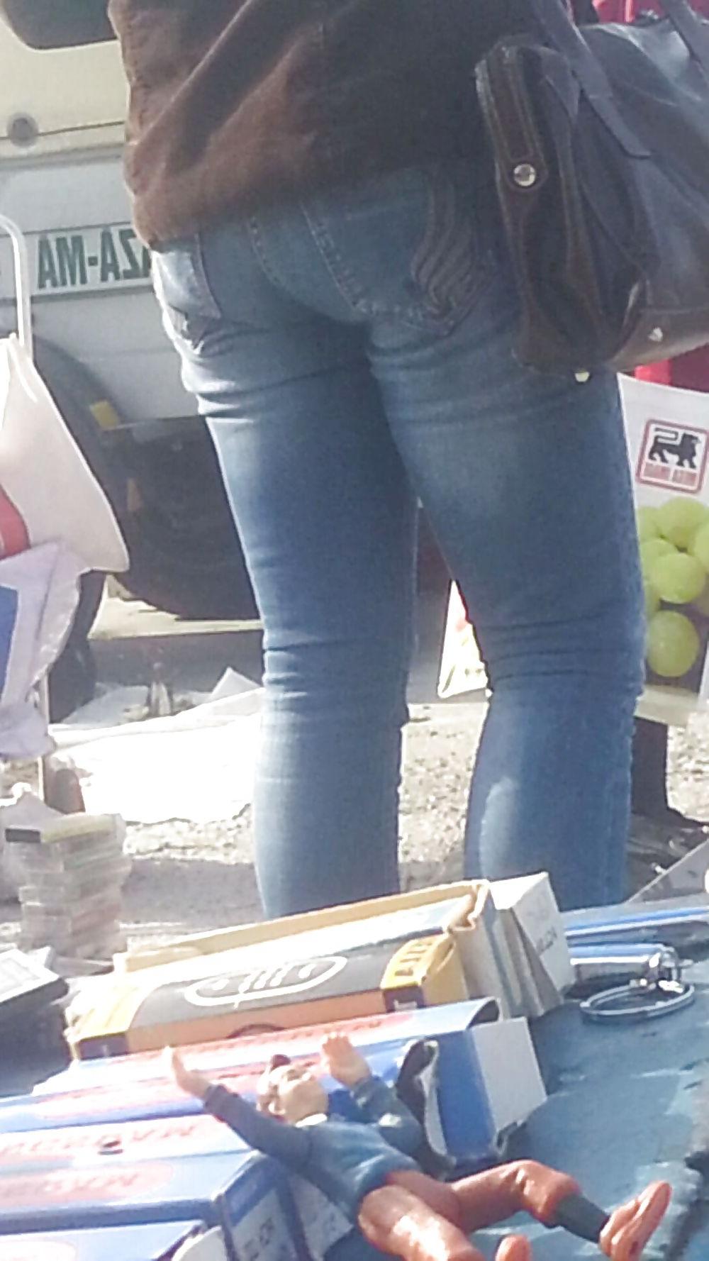13P Street girls ass romanian
