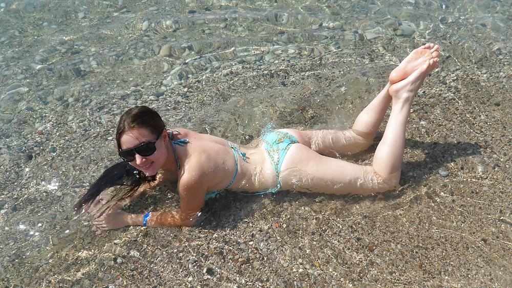 24P Barefoot Russian Women (part 3)