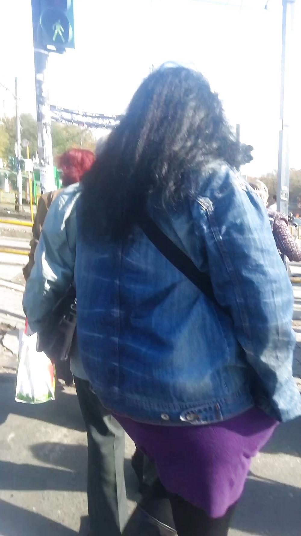 14P Sexy skirt and feet romanian