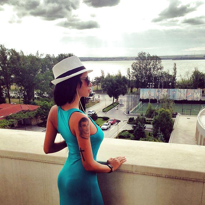 24P Romanian women: alina