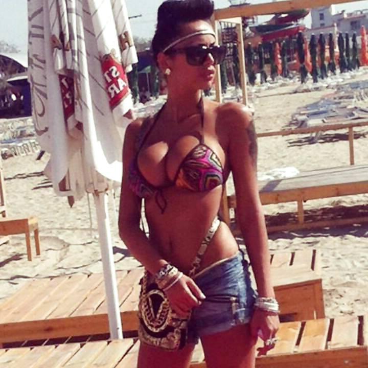 24P Romanian women: alina