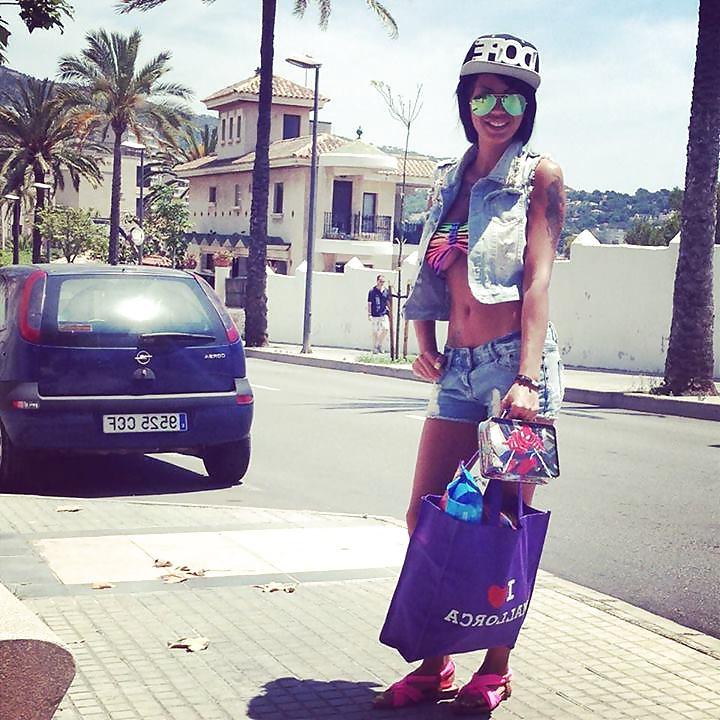24P Romanian women: alina