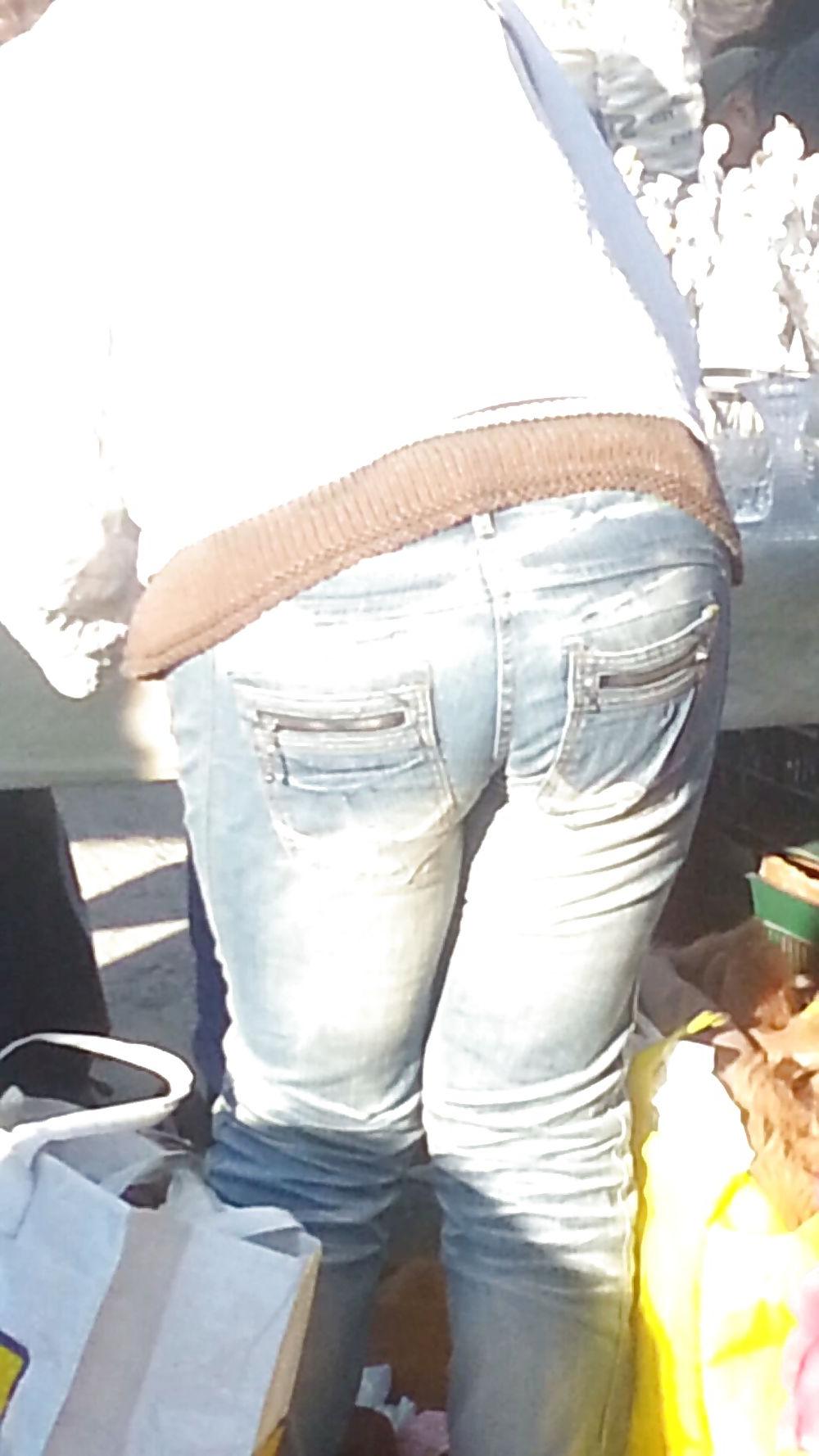 18P Sexy ass romanian