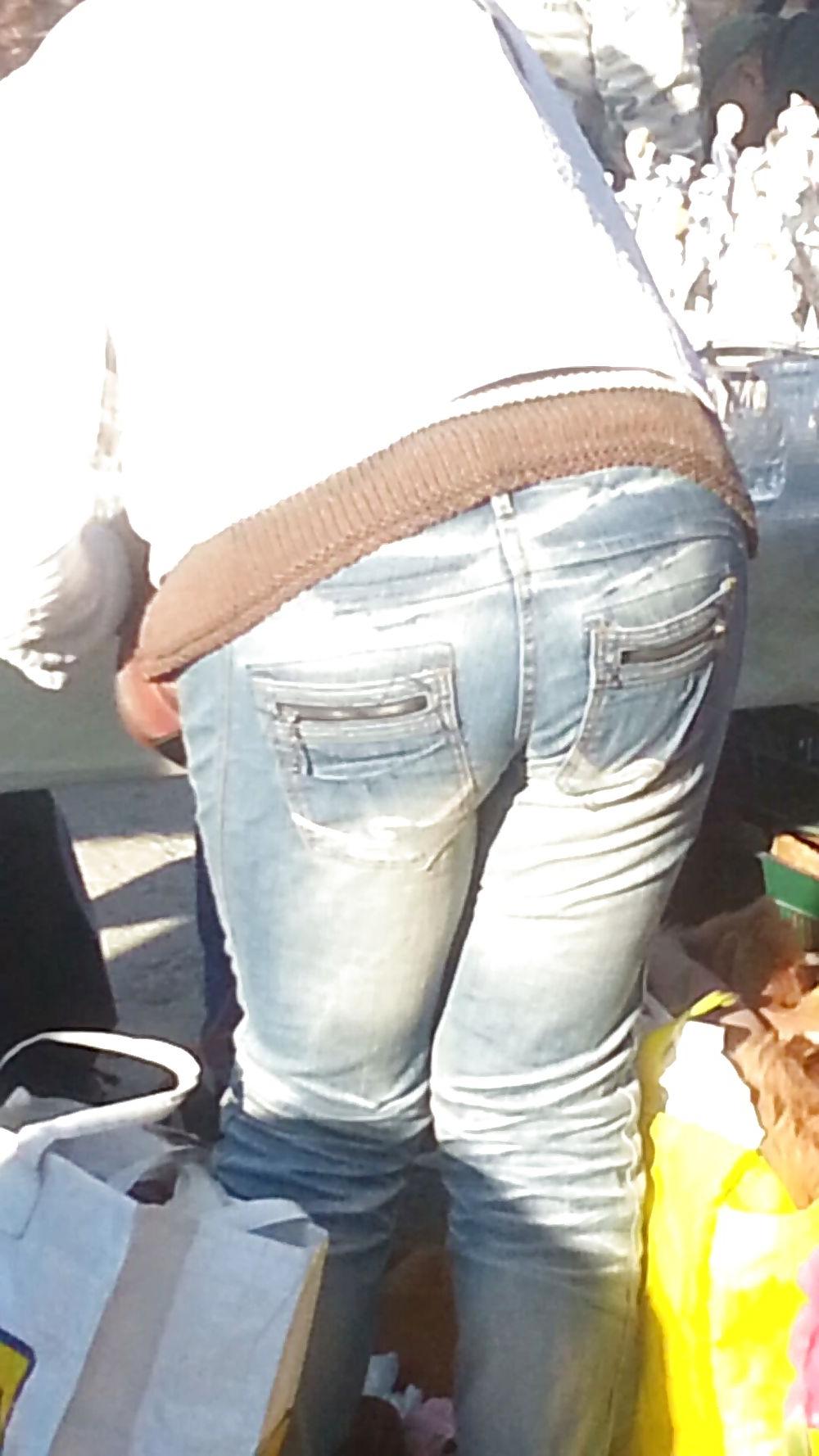18P Sexy ass romanian