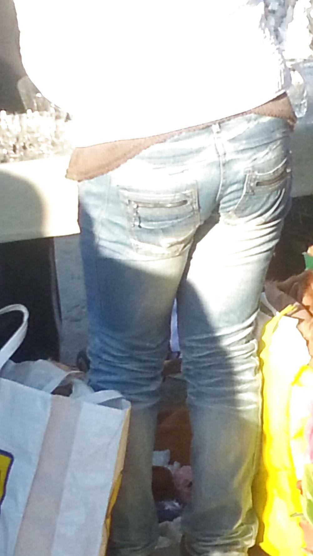 18P Sexy ass romanian
