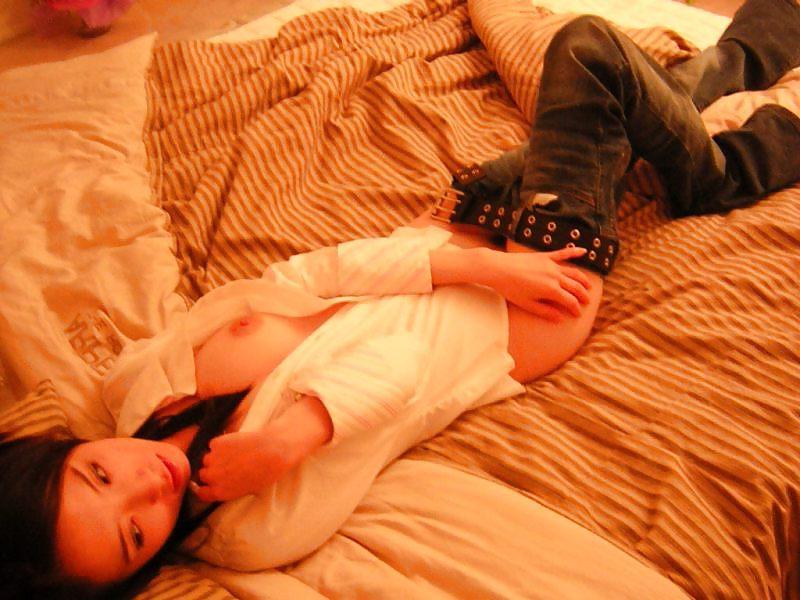 25P Pretty Amateur Hairy Asian