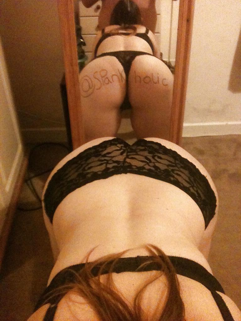 5P Bubble  Butt Slut Wife
