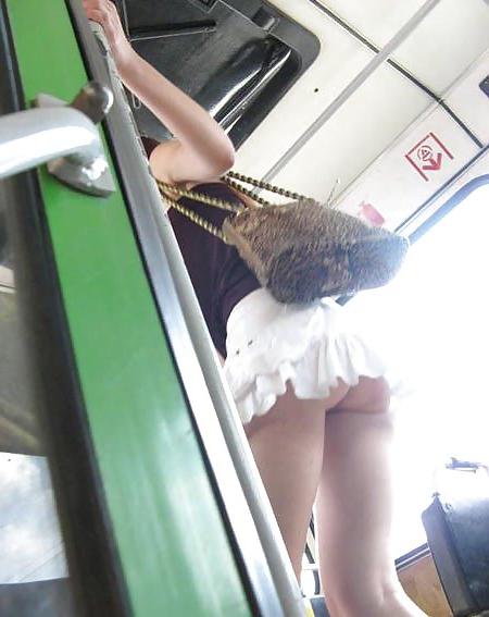 25P Russian Upskirt 01