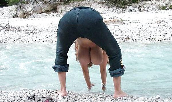 25P Russian Upskirt 01