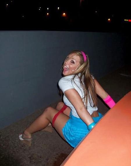25P Russian Upskirt 01
