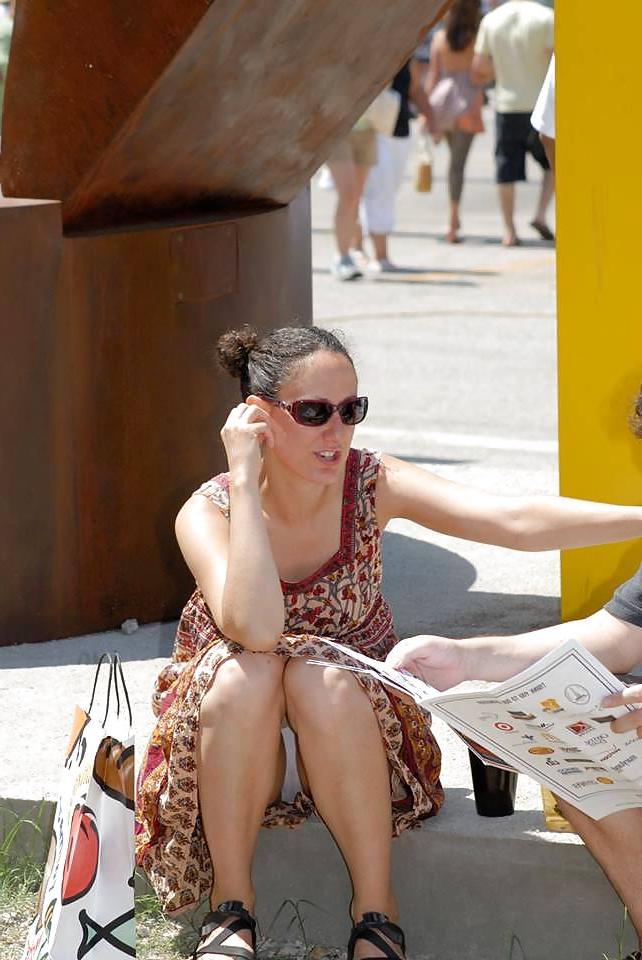 25P Candid upskirt 1