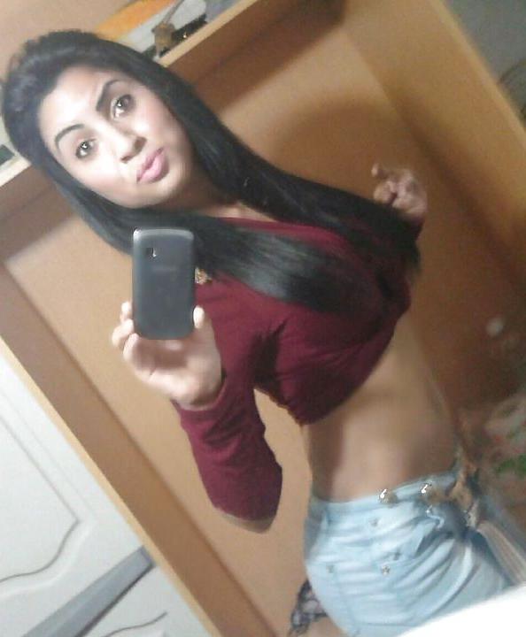14P Romanian girl: Mari