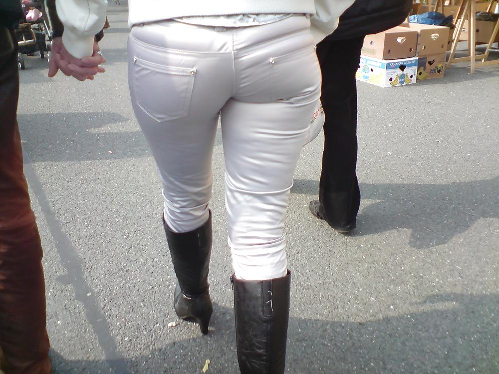 14P Ass Voyeur