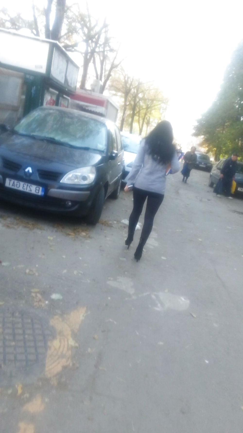 6P Sexy brunette street romanian