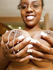 11P Ebony milfs