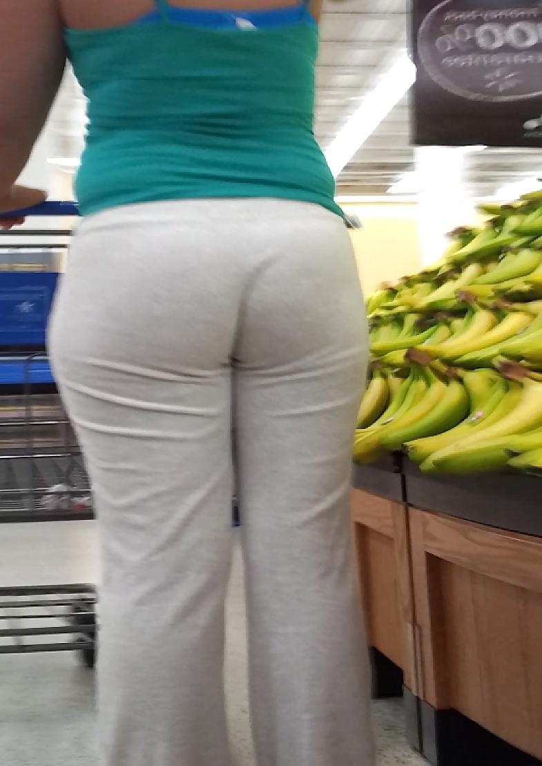 16P Candid sexy SLIM LATINA's. Voyeur BUBBLE BUTTS! 