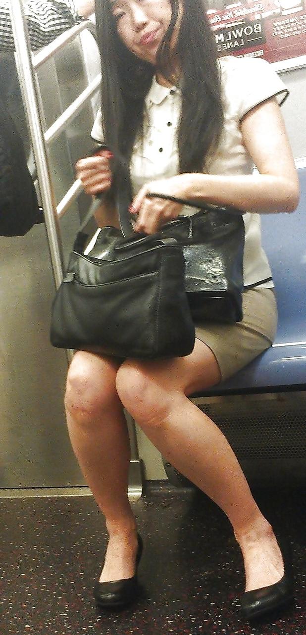 25P New York Subway Girls Asian Express Line